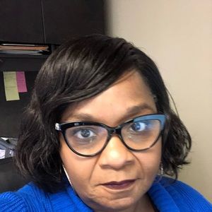 Meet your Posher, Carol